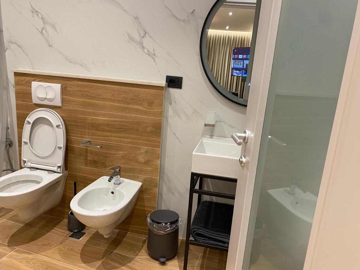 Vila-Amo, Suites&Rooms In Tirana Center 외부 사진