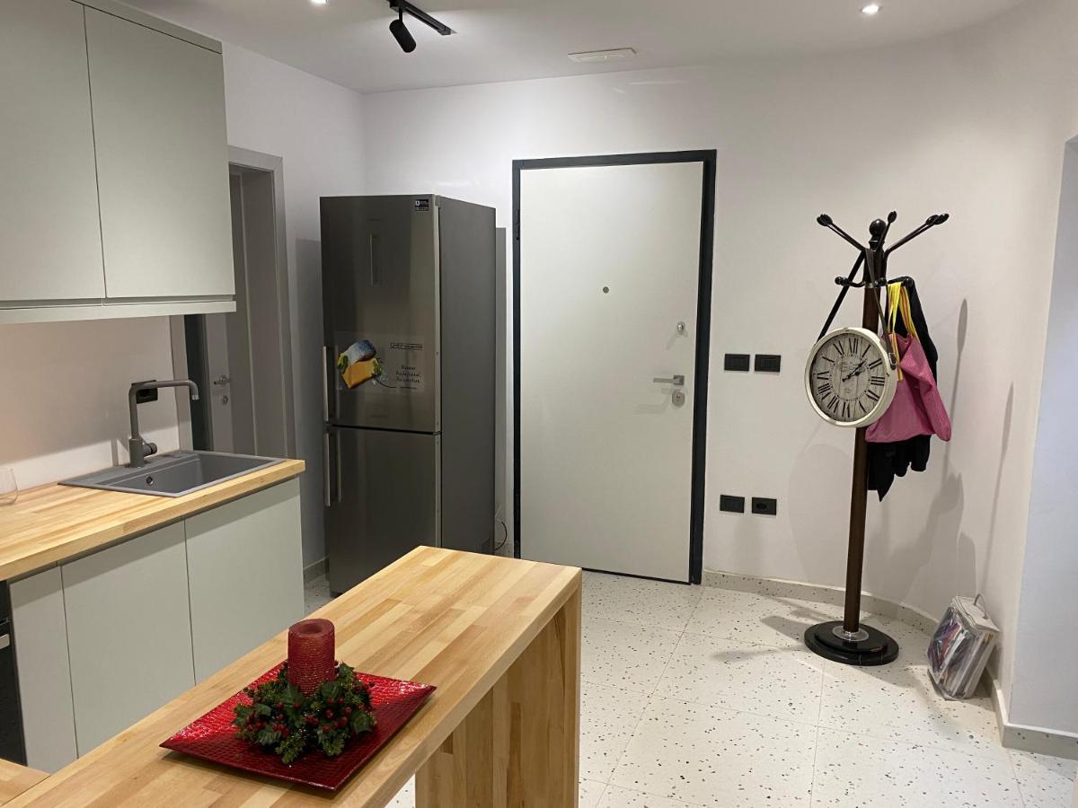 Vila-Amo, Suites&Rooms In Tirana Center 외부 사진
